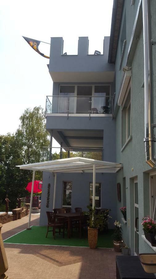 Ferienwohnung Uhuherz Neustadt an der Weinstraße Екстериор снимка