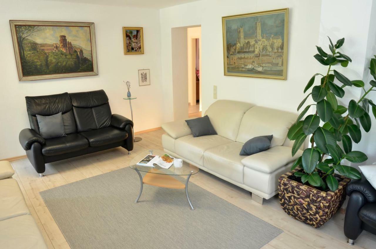 Ferienwohnung Uhuherz Neustadt an der Weinstraße Екстериор снимка